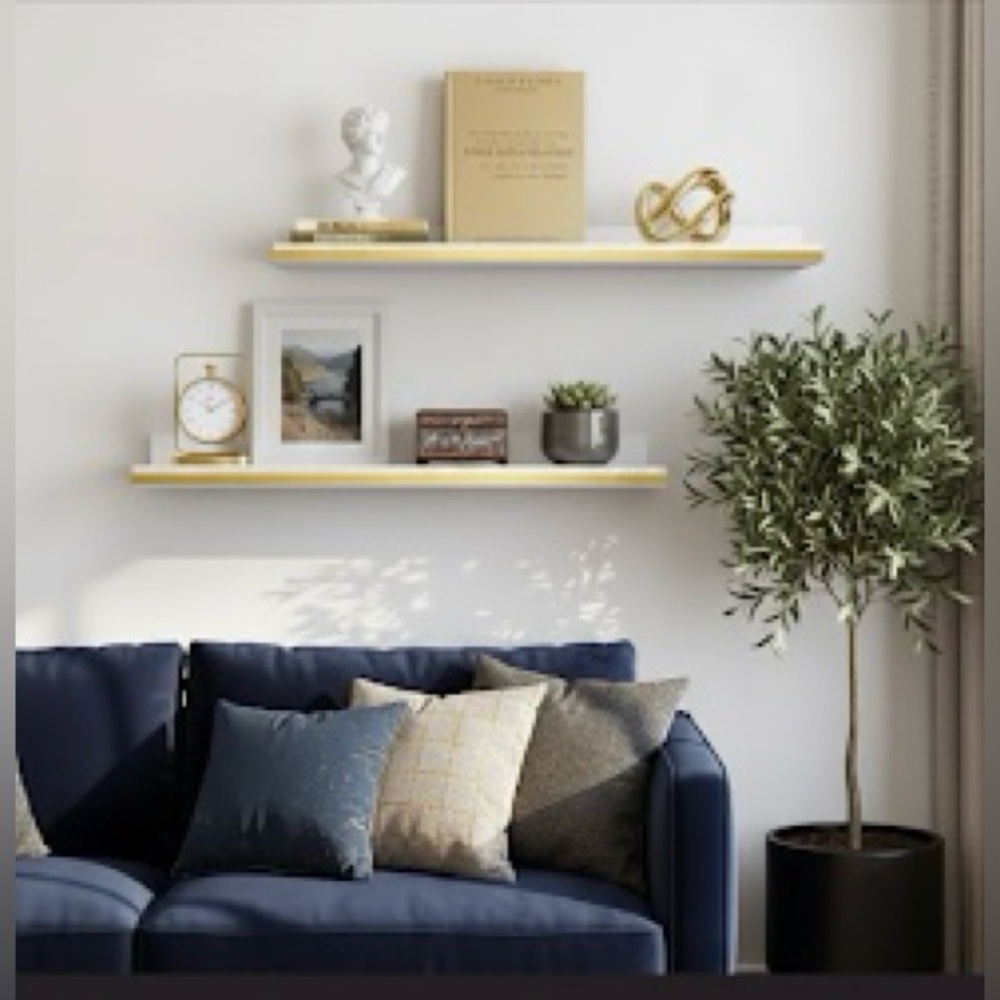 NWOB Floating Shelves with gold edge for Wall set 2